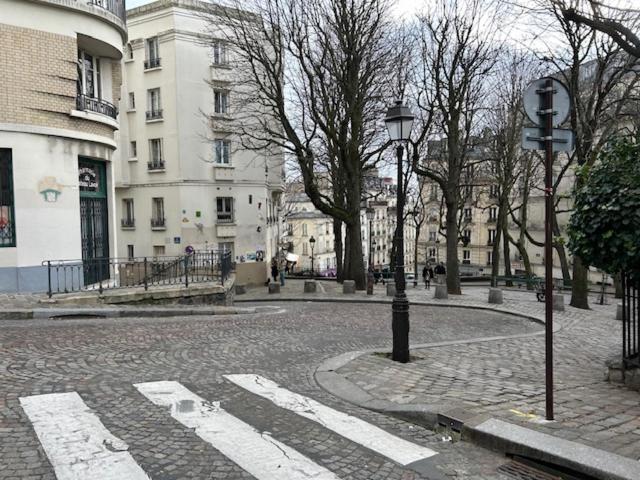 Sacre Coeur Montmartre Et Tour Eiffel, 8 People, * Parijs