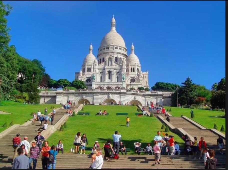 Sacre Coeur Montmartre Et Tour Eiffel, 8 People, * Parijs